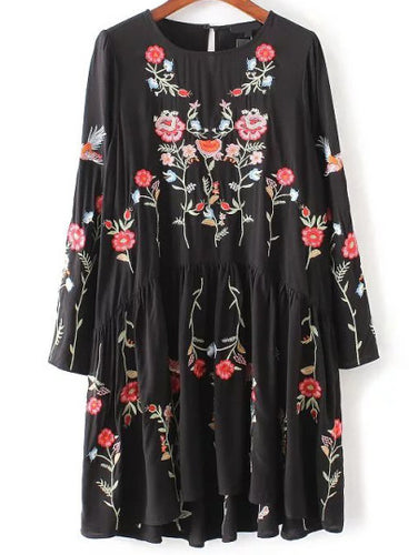 Black Flower Embroidery Keyhole Back Pleated Dress
